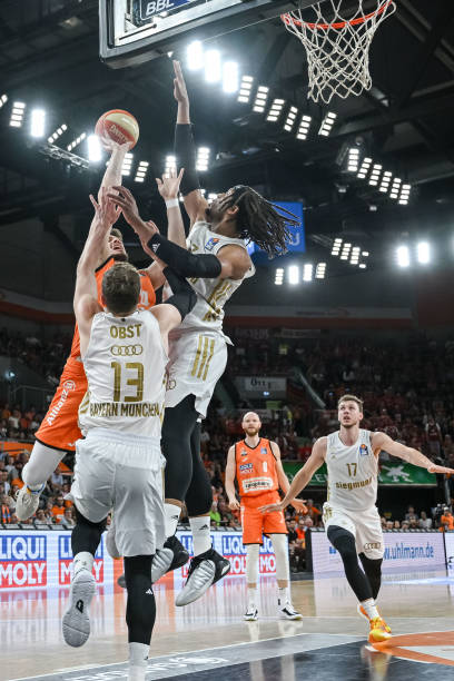 以避免对球 以避免对球