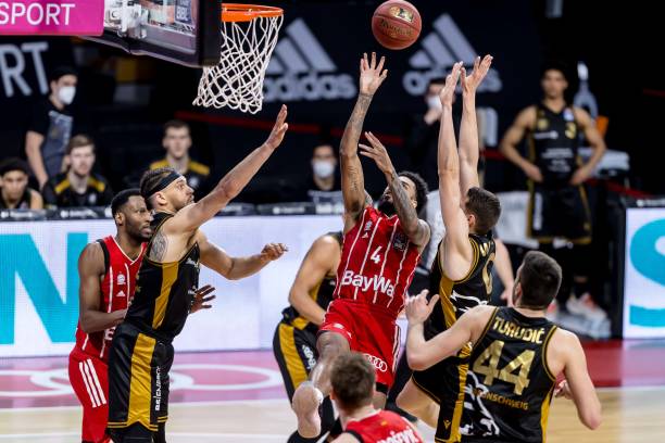 只有深刻理 只有深刻理